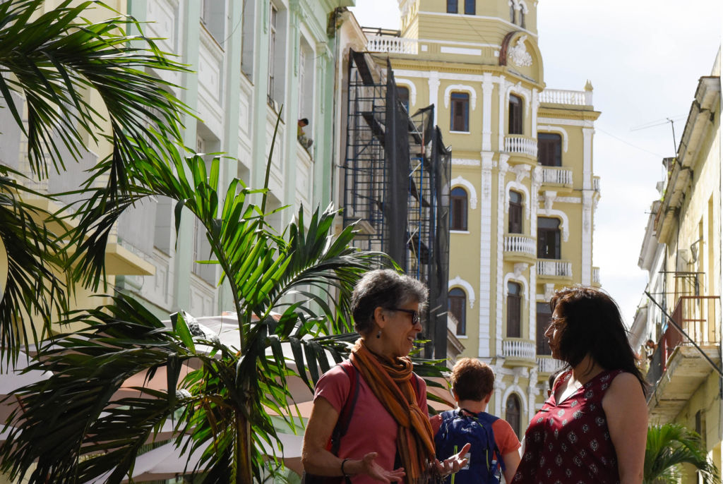 Julie Goldschied and Cristina Carvajal in the streets of Havana